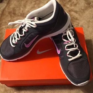 Nike Flex Trainers